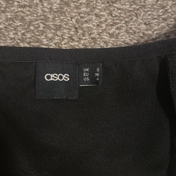 ASOS Black And White Corset Turtle Neck Crop Top Paint Splatter Look Size US 4 - Picture 6 of 7